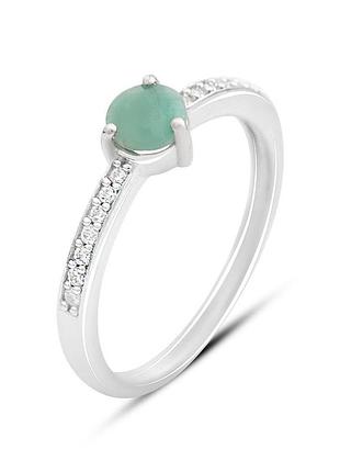 Серебряное кольцо ortex с натуральным изумрудом 0.689ct, фианитами, вес изделия 1,99 гр (2162322) 18 размер