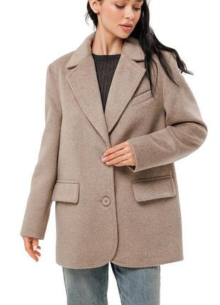 Пальто жіноче коротке демісезонне вовняне, з поясом, бежеве