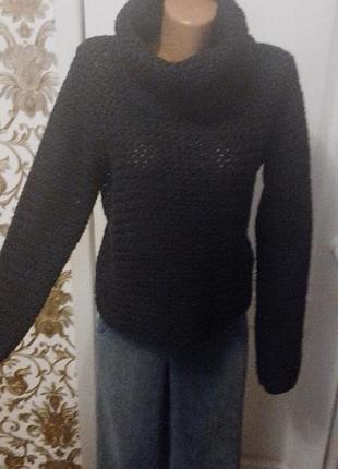 Свитер с хомутом