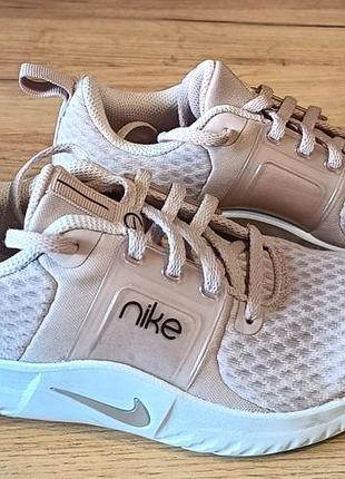 Кросівки жіночі nike