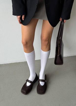 Туфли с современным квадратным мысом