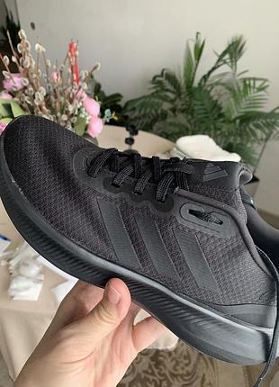 Жіночі кросівки adidas runfalcon 3.0 чорного кольору.