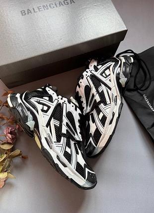 Balenciaga runner white black