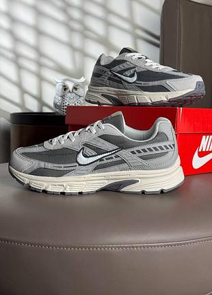 Чоловічі кросівки nike initiator grey beige