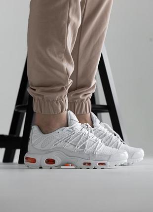 Air max plus triple plus utility white