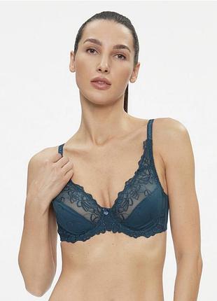 Бюстгальтер