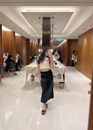 Атласна спідниця zara