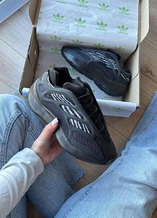 Adidas yeezy boost 700 v3 black alvah