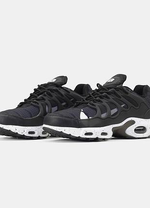 Nike air max plus triple