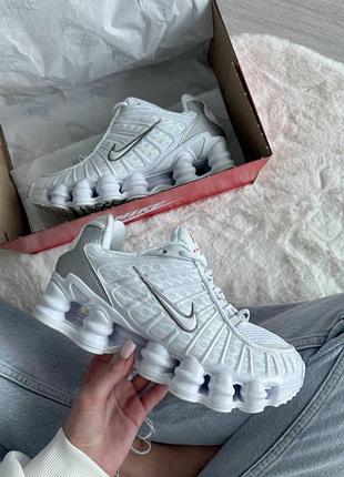 Кроссовки nike
