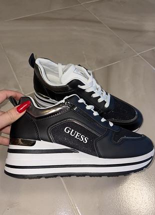 Кросівки снікерси guess 40р. 26см.