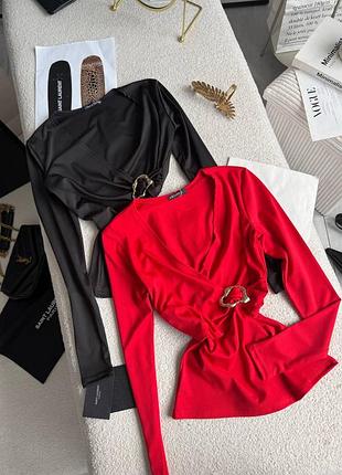 Лонг с акцентной пряжкой на талии