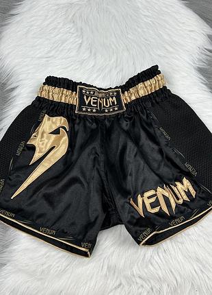 Оригінальні шорти для тайського боксу venum