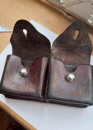 Швейцарский армейский подсумок для боеприпасов (swiss army ammunition pouch), который использовался для винтовок, таких как schmidt-rubin. это старо