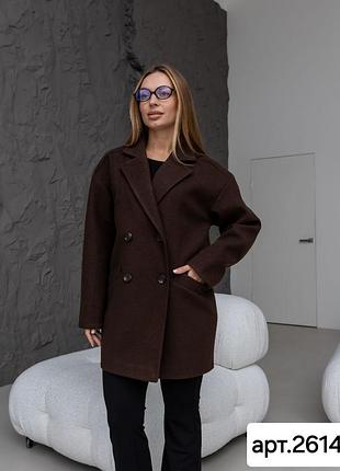 Весеннее свободное кашемировое пальто средней длины