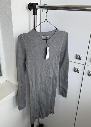 Симпатичное новое с биркой платье