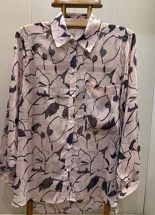 Блузка в наявності 26.