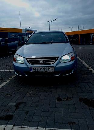 Продам kia cerato целый