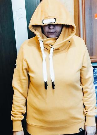 Спортивное худи