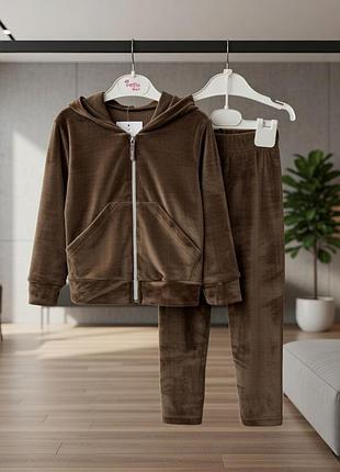 Велюровый костюм для девочки 🔹 коричневый 🔹размеры 98-140🔹цена зависит от размера