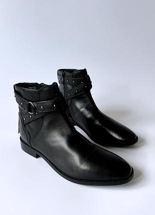 Повседневные и стильные кожаные челси от esprit🐣