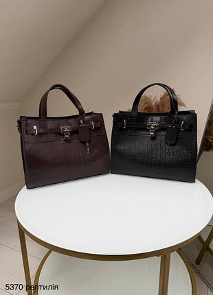 Жіночу сумка екошкіра рептилія