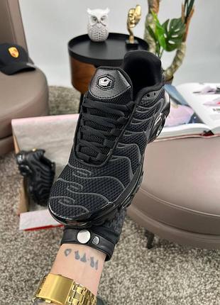 Жіночі кросівки nike air max plus all black reflective