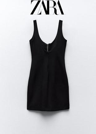 Модное платье zara с массивными замками черное 6
