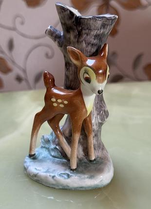 Фігурка оленя та дерева goebel hummel, оленяча, ваза з бутоном, німеччина, вироблена в німеччині.