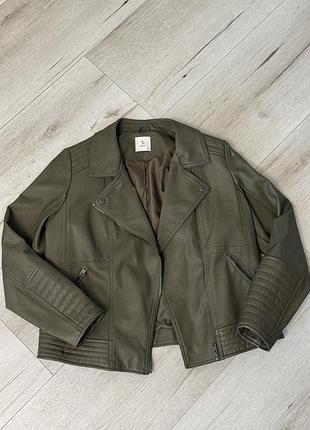 Куртка жіноча демісозенна бренду “tu” оливкова