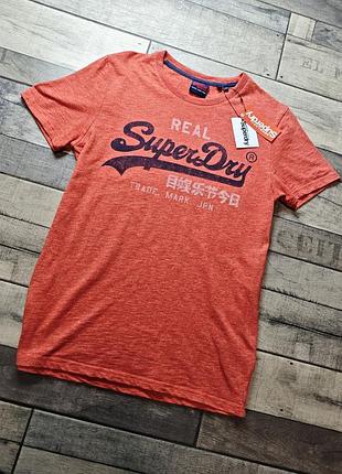 Бавовняна нова футболка superdry чоловіча колір червоний з принтом розмір м