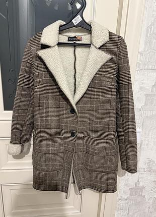 Пальто в клітинку