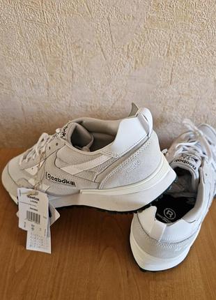 Продам кросівки 3
