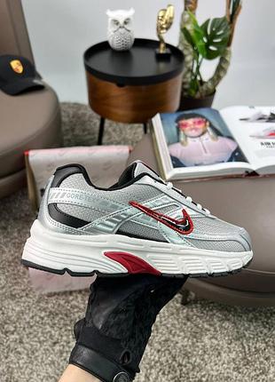 Женские кроссовки nike initiator w silver red 4