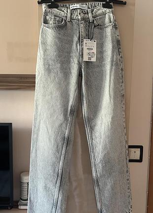 Джинси бренду bershka