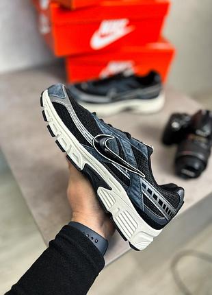 Nike initiator gray black white 4