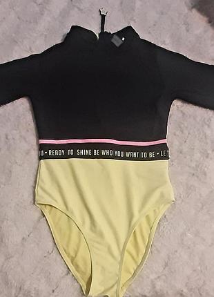 Слитный детский купальник