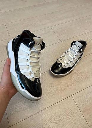 Кросівки jordan