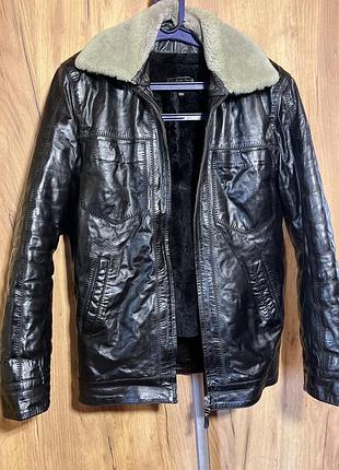 Шкіряна куртка jaklin