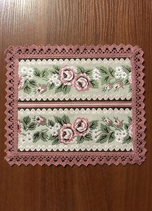 Салфетка новая очень красивая 23,5*20,5см