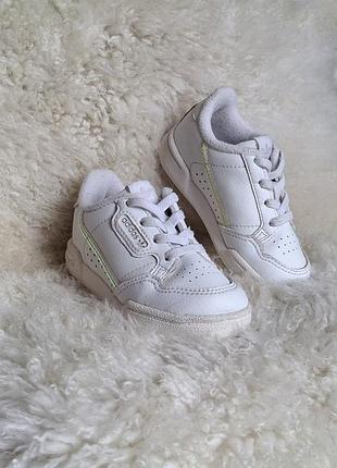 Дитячі кросівки adidas originals continental 80.