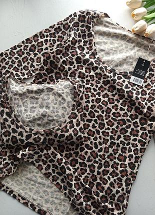 Фірмовий лонгслів