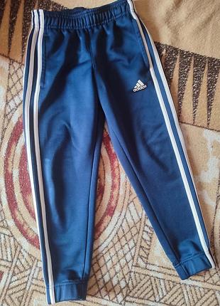 Спортивні штанці на хлопчика adidas 6-7 років сині