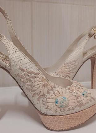 Оригинальные босоножки christian dior, кожа змеи.