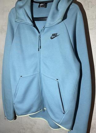 Nike tech fleece 2