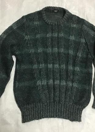 Мохеровий светр