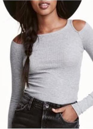 Лонгслив с открытыми плечами