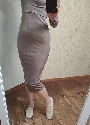 Облегающее платье миди. 3