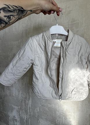 Стьобана куртка під zara 86 розмір