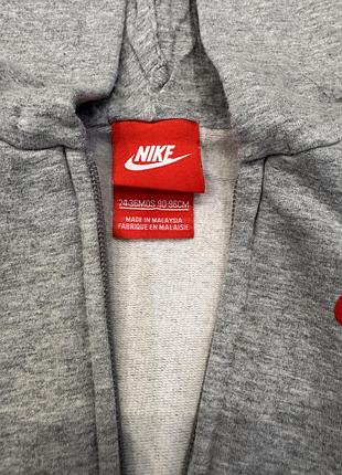 Оригінальна жилетка від nike 2-3